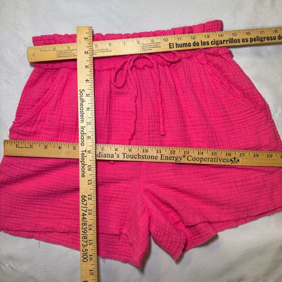 ZENANA Hot Pink Gauze Smocked Waist Drawstring Shorts Women's‎ Medium - Picture 9 of 9